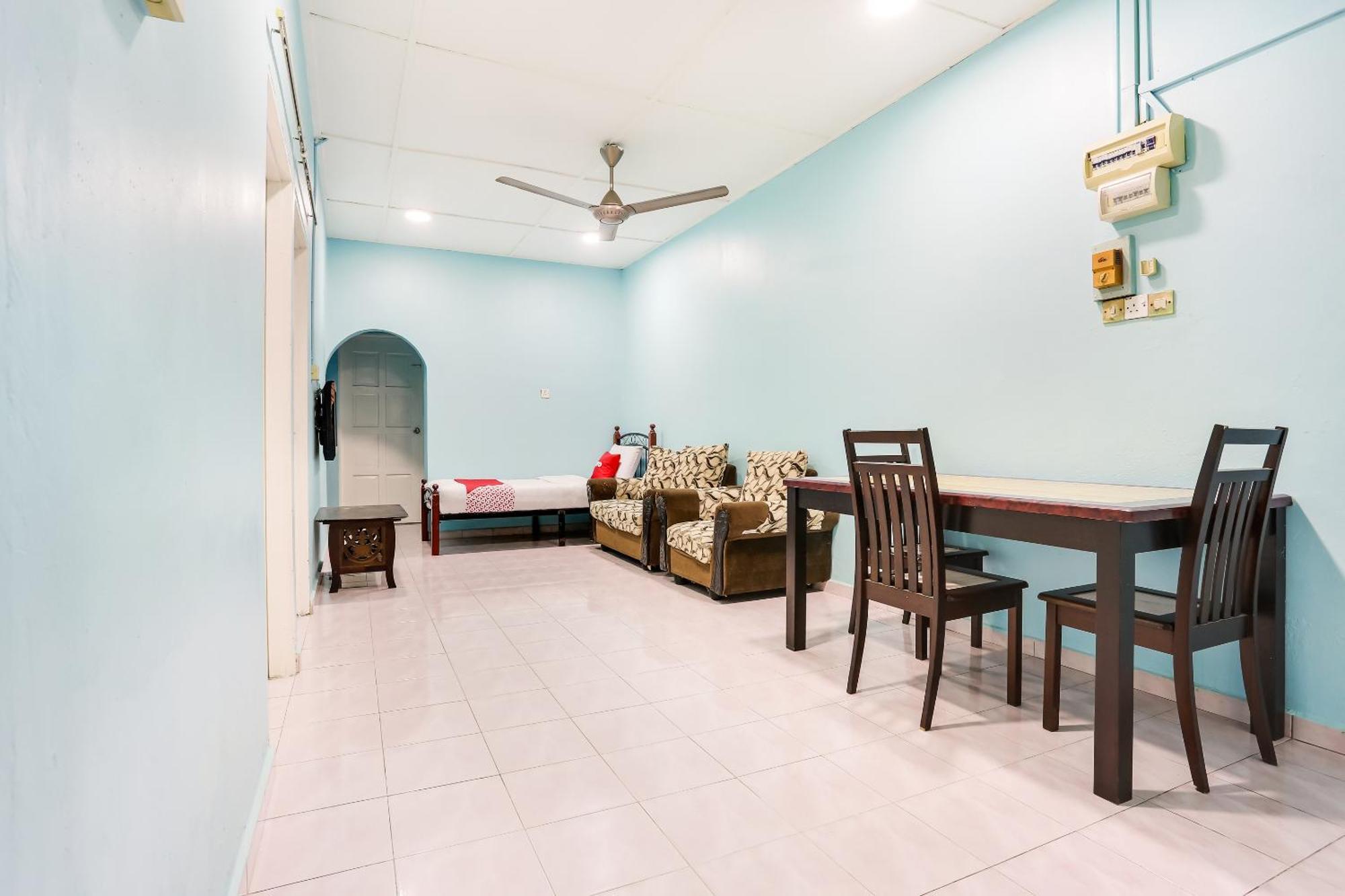 Oyo 44094 Bangi Lanai Hotel Eksteriør bilde